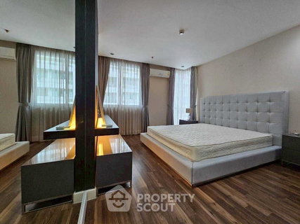 รูปภาพ 2-BR Condo at The Rajdamri near BTS Ratchadamri (ID 2453470)