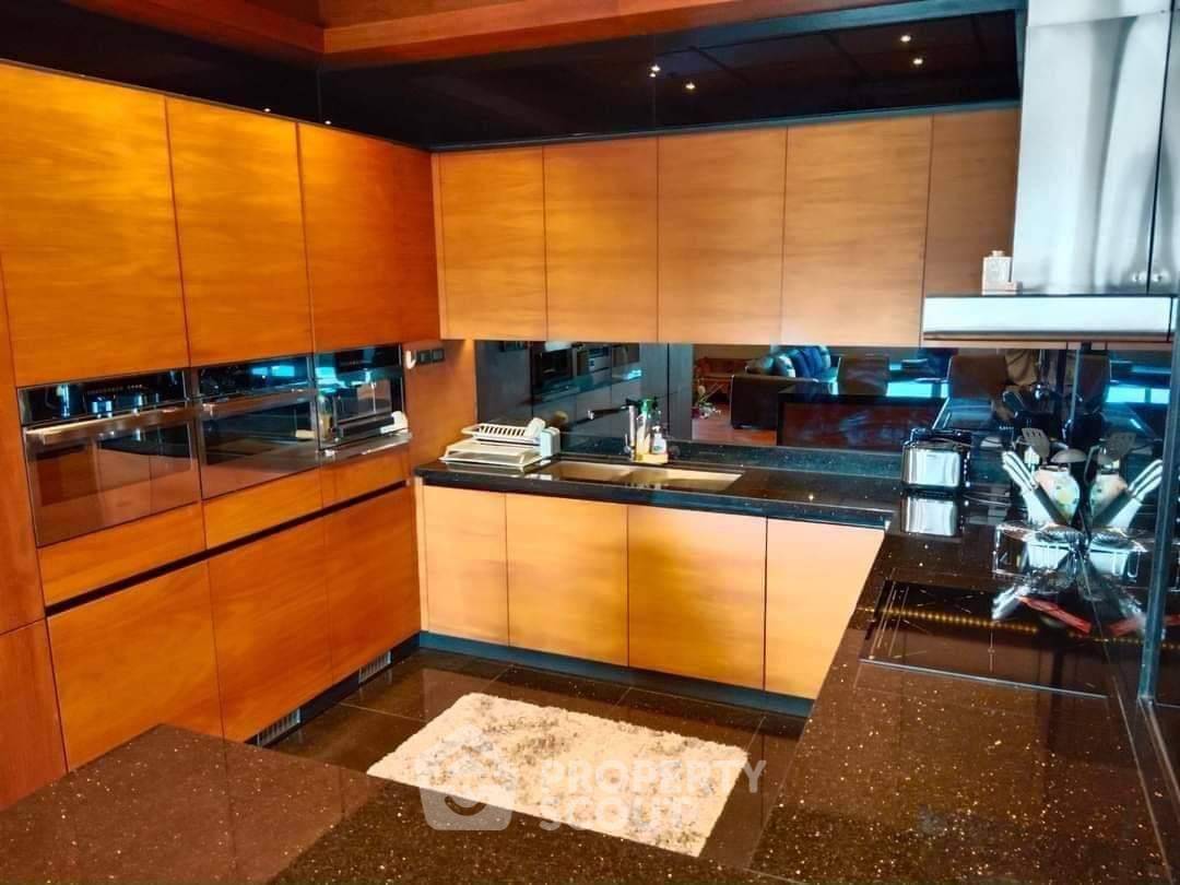 รูป คอนโด 2-ห้องนอน ที่ โนวาน่า เรสซิเดนซ์ ใกล้ พัทยาใต้ (ID 1093704) - รูปที่ 7/18