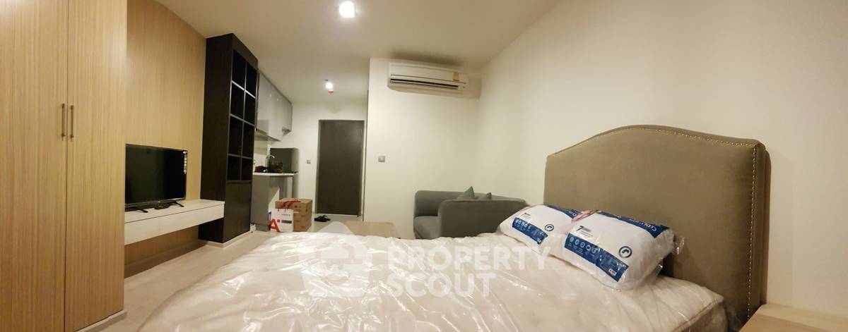 picture Studio Condo at Rhythm Rangnam near BTS Victory Monument (ID 2877101) - 2/5