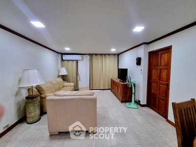 Condos for sale : 2-BR Condo at Metro Jomtien Condotel close to Jomtien Beach (ID 1529524)
