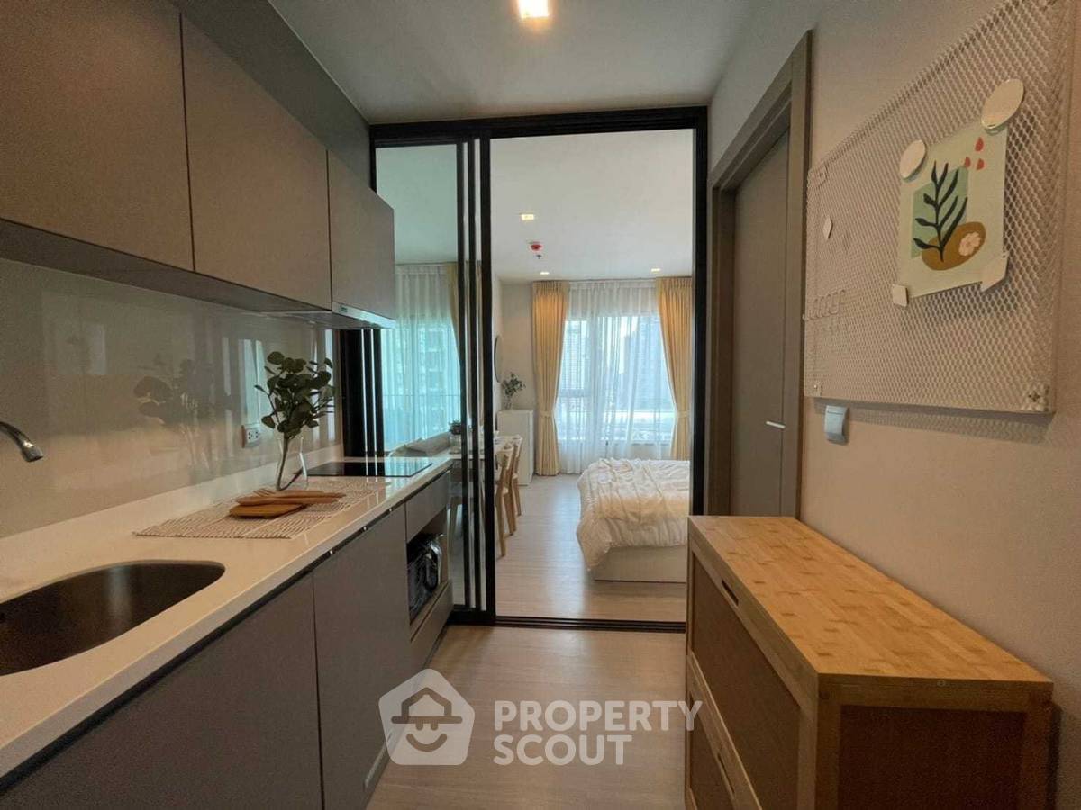 picture Studio Condo at Life Asoke - Rama 9 near MRT Phra Ram 9 (ID 2401744) - 16/16