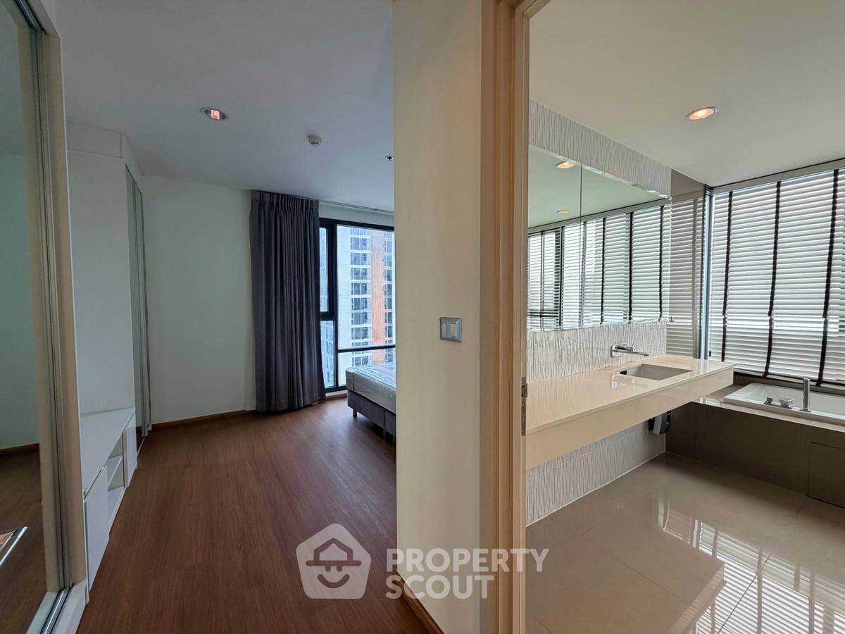 รูป คอนโด 2-ห้องนอน ที่ ริทึ่ม สุขุมวิท42 ใกล้ BTS เอกมัย (ID 2839618) - รูปที่ 9/11