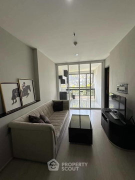 1-BR Condo at Rhythm Sukhumvit 44/1 near BTS Phra Khanong (ID 1558915)