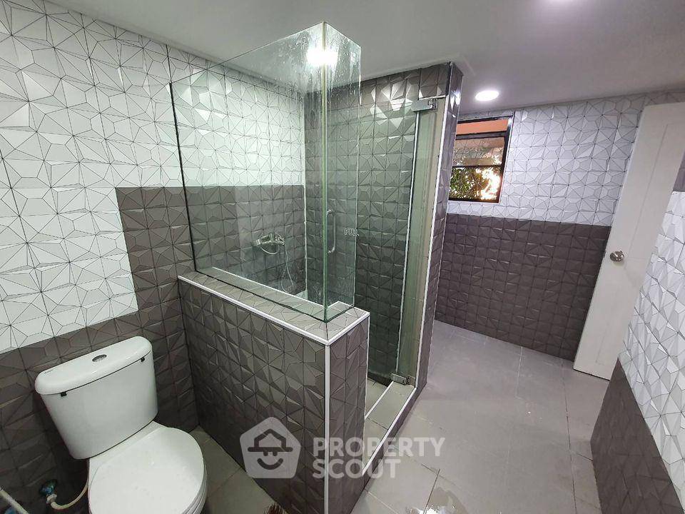 รูป คอนโด 2-ห้องนอน ที่ เพรสซิเดนท์ ปาร์ค คอนโดมิเนี่ยม ใกล้ MRT ศูนย์การประชุมแห่งชาติสิริกิติ์ (ID 694118) - รูปที่ 4/22