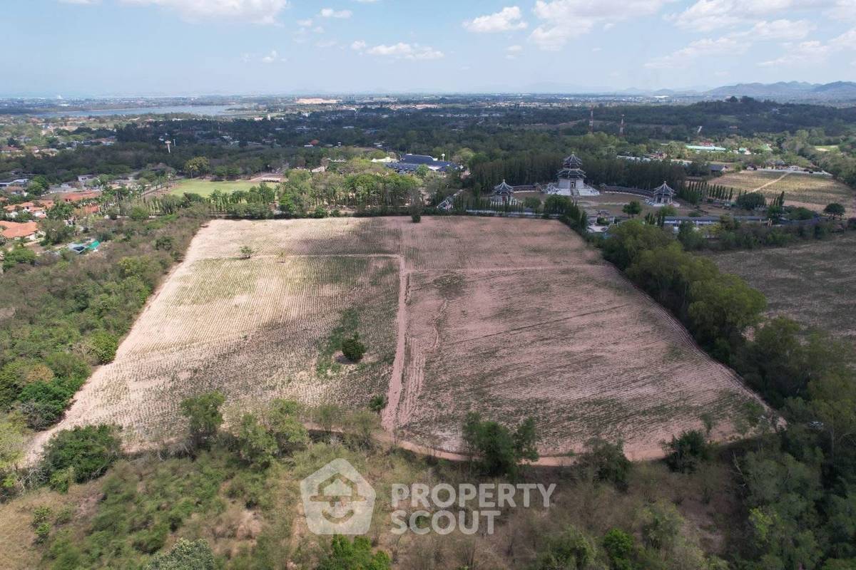 picture 72,800 m² Land for Sale in Sisa Chorakhe Yai (ID 2953914) - 2/4
