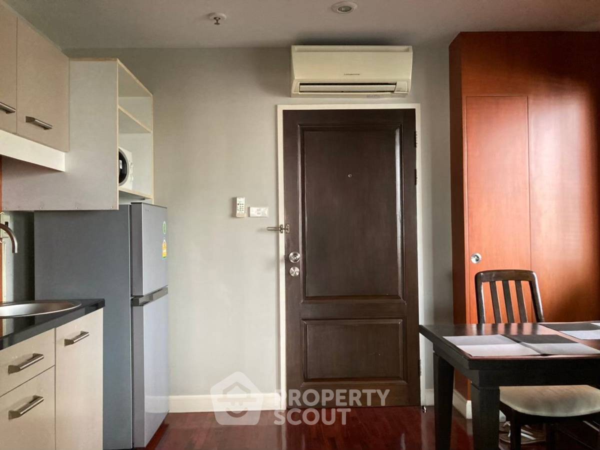 รูป คอนโด 2-ห้องนอน ที่ บ้านสวนเพชร คอนโดมิเนียม ใกล้ BTS พร้อมพงษ์ (ID 1406267) - รูปที่ 6/42