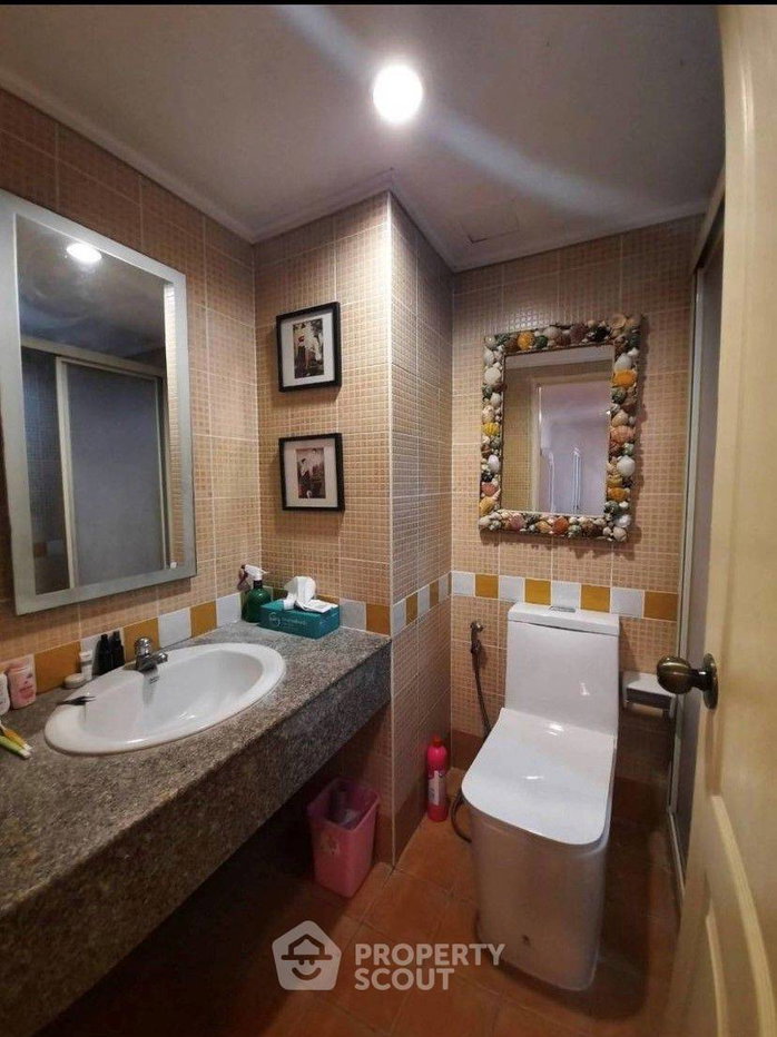 picture 1-BR Condo at Lumpini Place Narathiwas Ratchanakarin in Chong Nonsi (ID 1166230) - 6/9