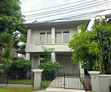 รูปภาพ [For Rent] 2-Storey Detached House : Bangkok Villa (Pradit Manutham) - 3 Bedrooms📍Near SISB International School