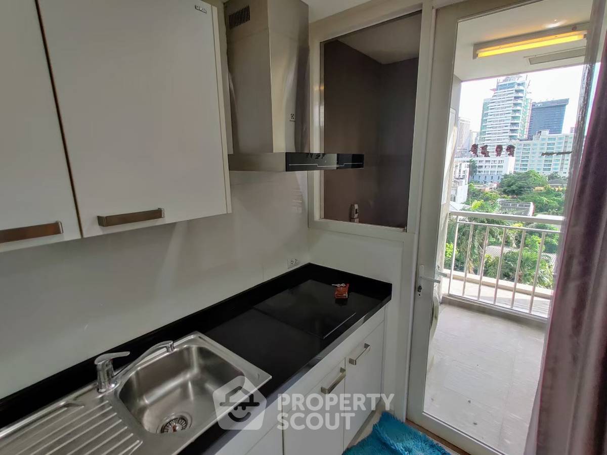 picture 1-BR Condo at Baan Siri 31 Condominium near MRT Sukhumvit (ID 513834) - 8/18