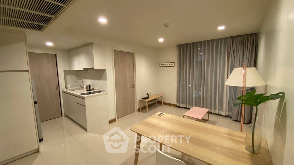 รูป คอนโด 1-ห้องนอน ที่ ดาวน์ทาวน์ 49 สุขุมวิท ใกล้ BTS พร้อมพงษ์ (ID 1527357) - รูปที่ 16/17