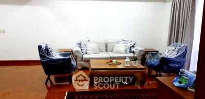 Condos for sale : 2-BR Condo at Newton Tower Condominium near BTS Nana (ID 1159092)