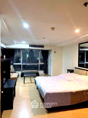 ขายคอนโด : คอนโด สตูดิโอ ที่ เดอะ เทรนดี้ คอนโดมิเนียม ใกล้ BTS นานา (ID 2555859)