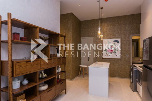 The Privilege of Luxury in an Economic Hub Location Ashton Silom near BTS Chong Nonsi