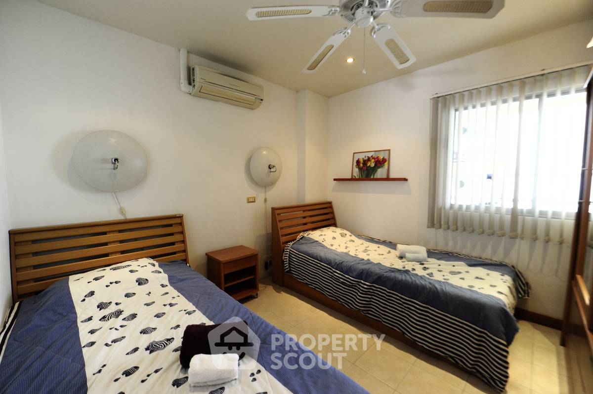 picture 2-BR Condo at Nordic Residence close to Phratamnak (ID 1104033) - 4/12