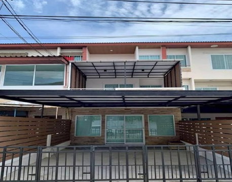 ให้เช่าทาวน์โฮม 3 ชั้น ซอยพัฒนาการ 31/1 อาคารปรับปรุงใหม่ / แอร์ 6 เครื่อง / ไม่มีเฟอร์นิเจอร์ / อยู่อาศัย หรือ Home Office