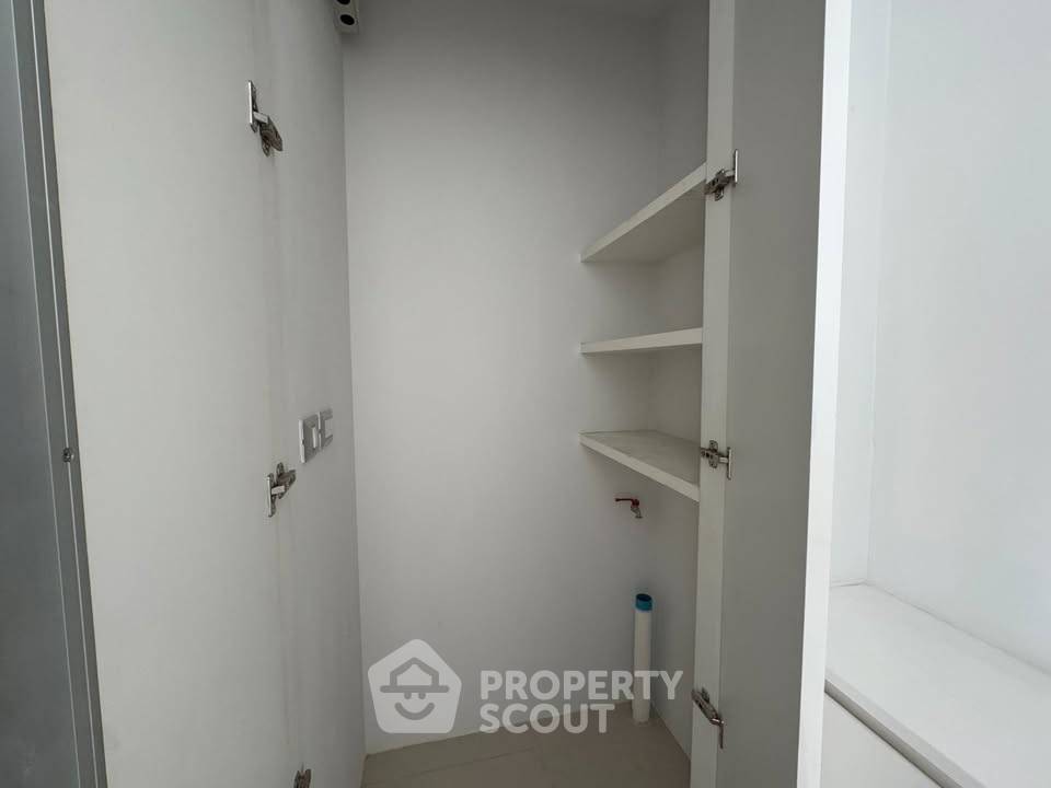 รูป คอนโด 1-ห้องนอน ที่ ริทึ่ม สุขุมวิท42 ใกล้ BTS เอกมัย (ID 2705926) - รูปที่ 9/9