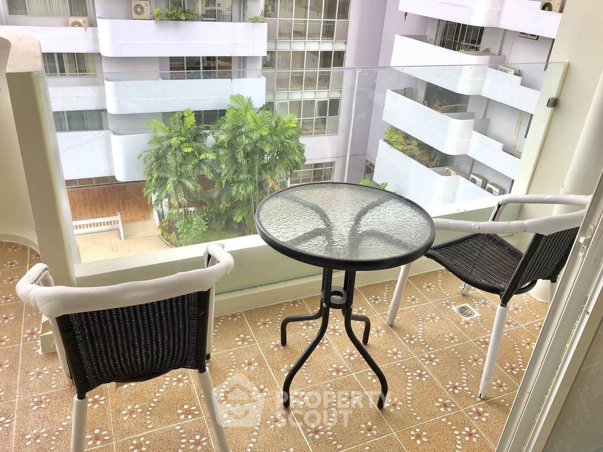 picture 3-BR Condo at DS Tower 1 near BTS Phrom Phong (ID 2873218) - 8/18