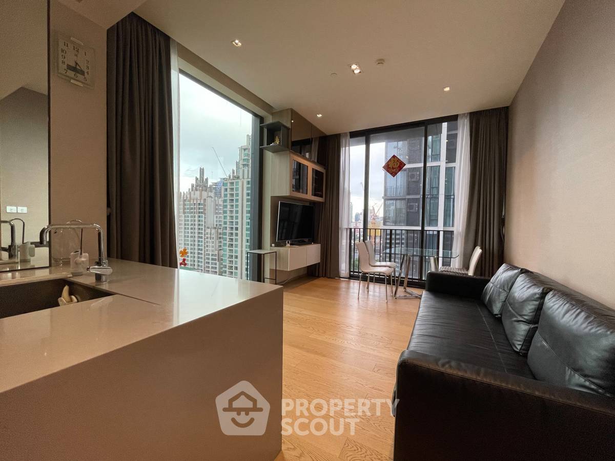 picture 2-BR Condo at 28 Chidlom near BTS Chit Lom (ID 1450084) - 10/16