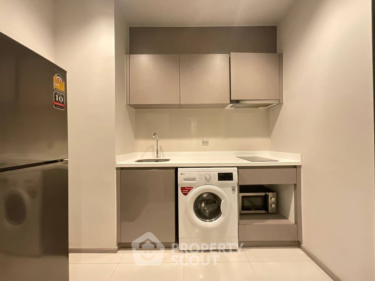 picture 1-BR Condo at Life Asoke - Rama 9 near MRT Phra Ram 9 (ID 1854277) - 3/7