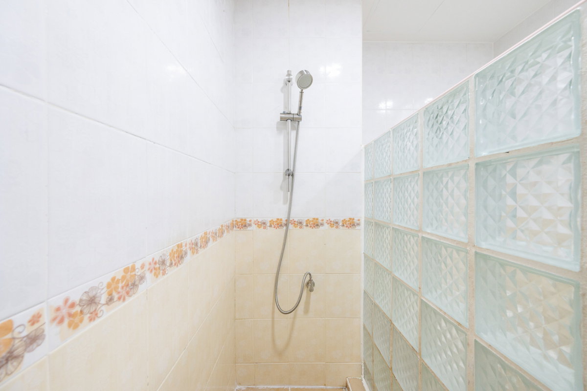picture Condo Near BTS Sena Nikhom & Ratchayothin | Waterford Royal Suites - 4/30
