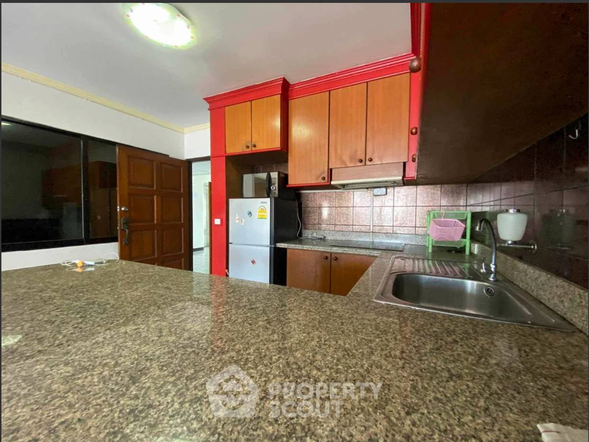 picture 1-BR Condo at JC Tower Thong Lor close to Phrom Phong (ID 2732153) - 3/11