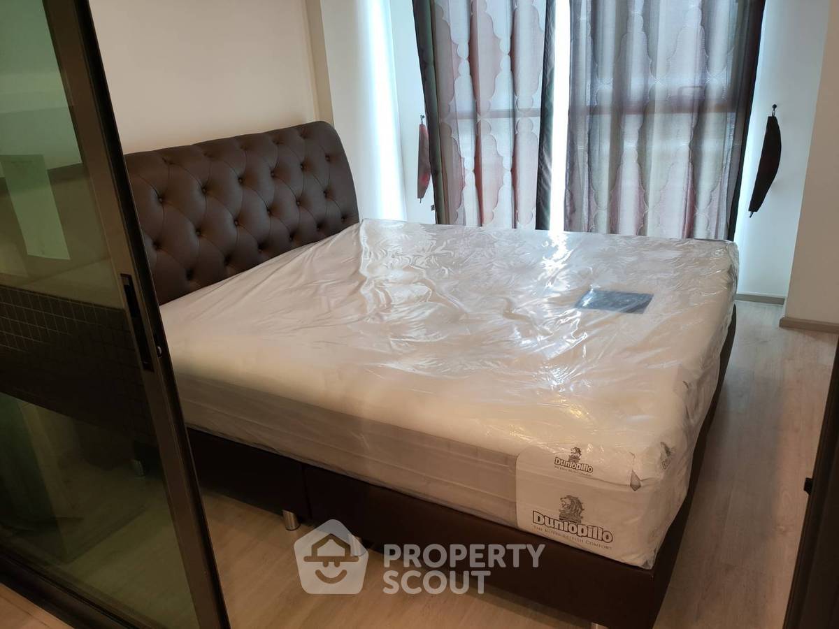 picture Studio Condo at Rhythm Rangnam near BTS Victory Monument (ID 2735418) - 9/12
