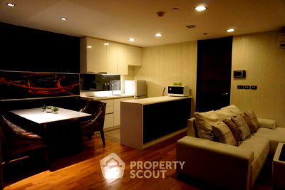 Condos for sale : 200m To MRT Sam Yan | 1-BR Quad Silom Condominium (ID 824243)