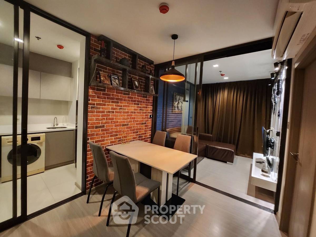 picture 1-BR Condo at Life Asoke - Rama 9 near MRT Phra Ram 9 (ID 1465222) - 1/15