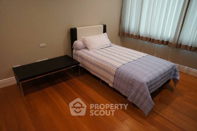 picture 2-BR Condo at Bright Sukhumvit 24 Condominium near BTS Phrom Phong (ID 510290) - 5/6