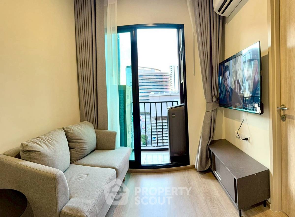 picture 1-BR Condo at Nue District R9 near MRT Phra Ram 9 (ID 2569370) - 2/15