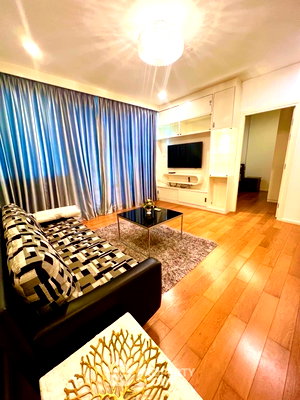Condos for rent : 1-BR Condo, Wind Sukhumvit 23, 10th Floor | BTS Asoke (ID 2036780)