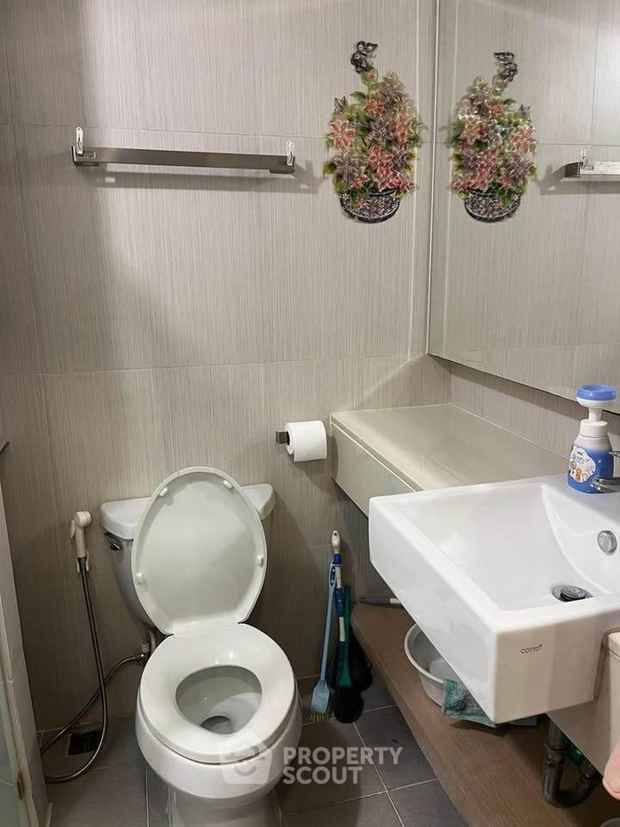 รูป คอนโด 1-ห้องนอน ที่ ซีนิธ เพลส สุขุมวิท 42 คอนโดมิเนียม ใกล้ BTS เอกมัย (ID 2087631) - รูปที่ 3/12