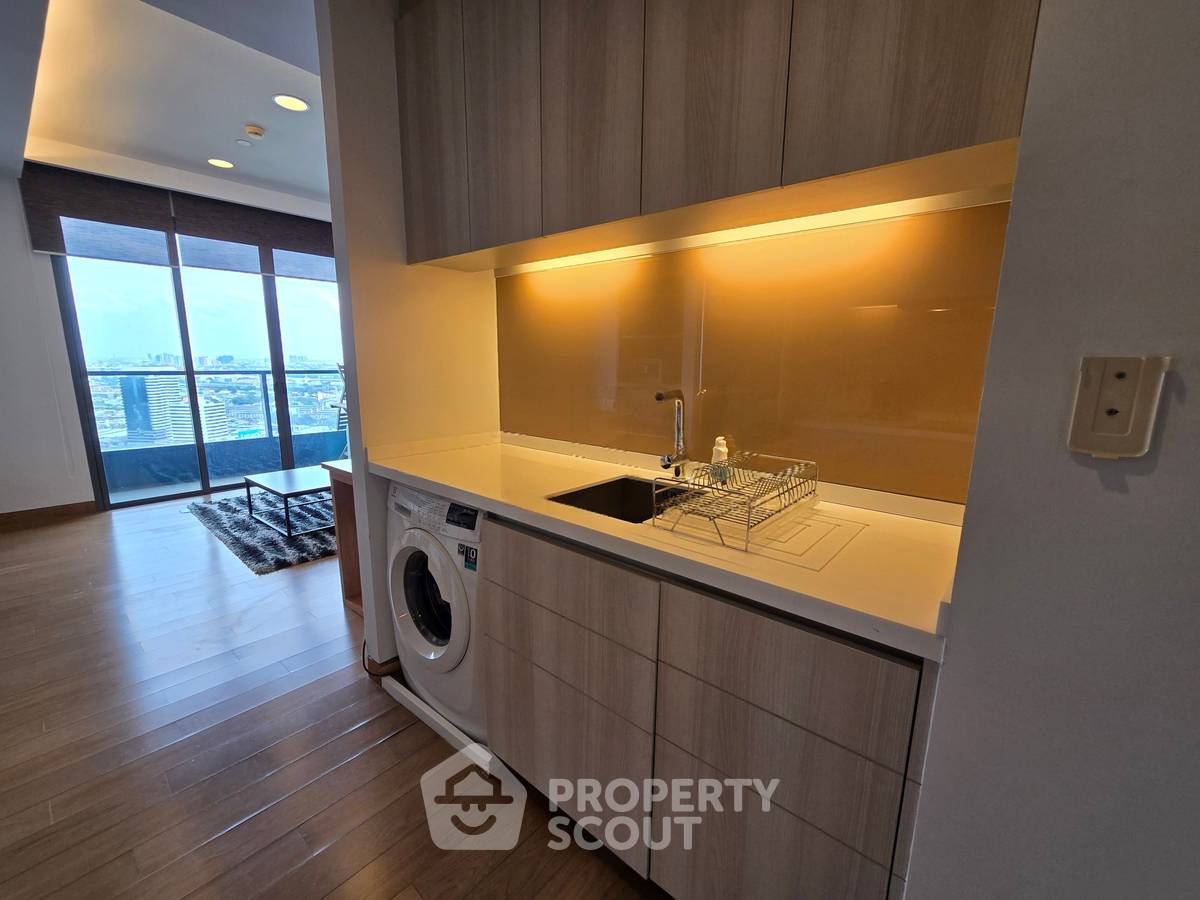 picture 2-BR Condo at The Lumpini 24 near BTS Phrom Phong (ID 2742176) - 7/23