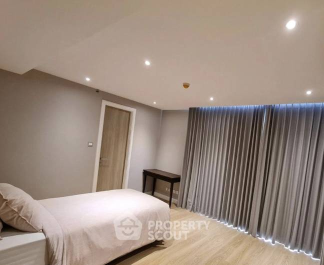 picture 4-BR Condo at H Sukhumvit 43 near BTS Phrom Phong (ID 2503895) - 3/10