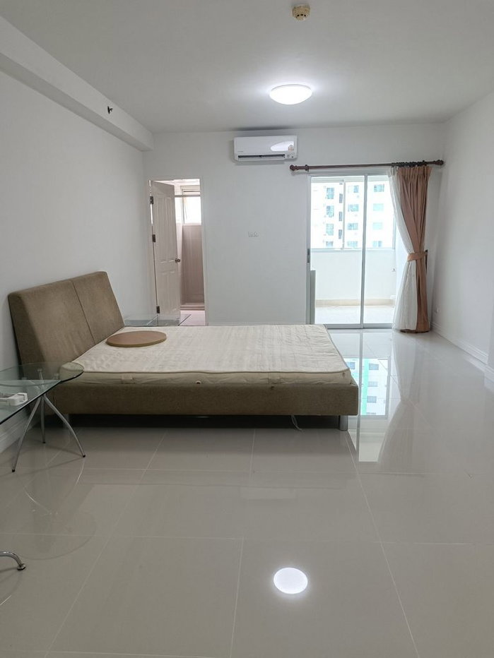 รูป ขายคอนโด ศุภาลัยแยกเกษตร ห้อง Studio 33.97 ตรม. ราคา 1.6 ล้าน ตึก A ชั้น 11 ใกล้ ม.เกษตร เจ้าของขายเอง ห้อง renovate เปลี่ยนพื้นกระเบื้องใหม่หมด - รูปที่ 6/13