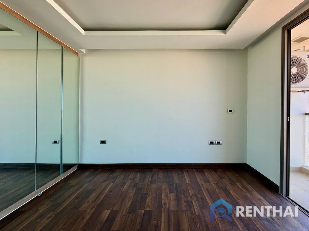 picture Condo with Stunning Views at an Amazing Price - 7/17