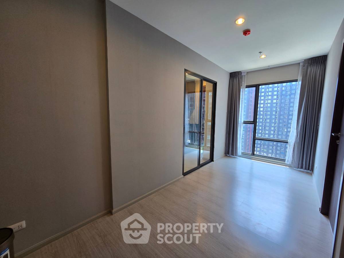 picture 1-BR Condo at Rhythm Asoke near MRT Phra Ram 9 (ID 2738964) - 2/15