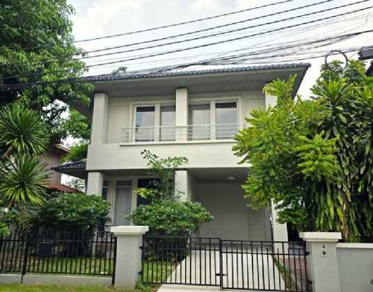 รูป ให้เช่าบ้านเดี่ยว 2 ชั้น หมู่บ้านบางกอกวิลล่า ถนนประดิษฐ์มนูธรรม / ลาดพร้าว 84 / แอร์ทั้งหลัง / เฟอร์นิเจอร์ครบ Fully Furnished / อยู่อาศัย - รูปที่ 1/9