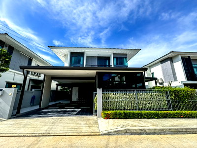 Houses for sale Bang Lamung Chonburi : House for Sale Thung Klom East Pattaya Spacious Outdoor Area