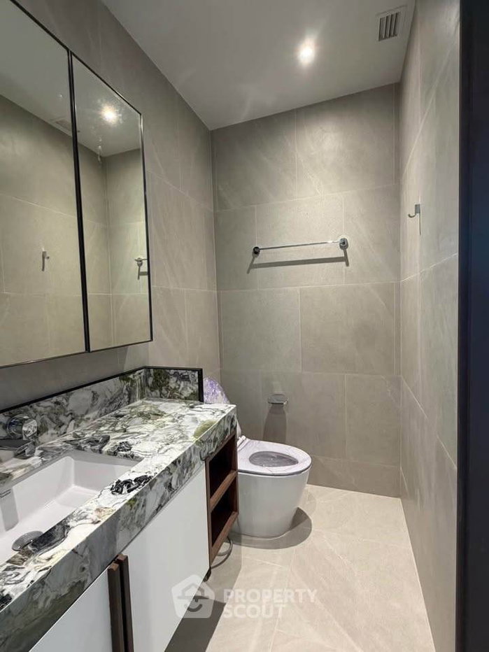 รูป คอนโด 1 ห้องนอน 34 ตร.ม. ขาย ROMM CONVENT ใกล้ BTS ศาลาแดง 400 ม. (ID 2960314) - รูปที่ 12/15