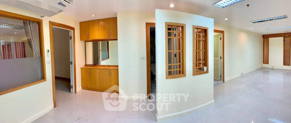 รูป คอนโด 1 ห้องนอน 68 ตร.ม. ขาย ที่ นูซา สเตท ทาวเวอร์ ใกล้ BTS สะพานตากสิน 400 ม. (ID 1538657) - รูปที่ 1/7