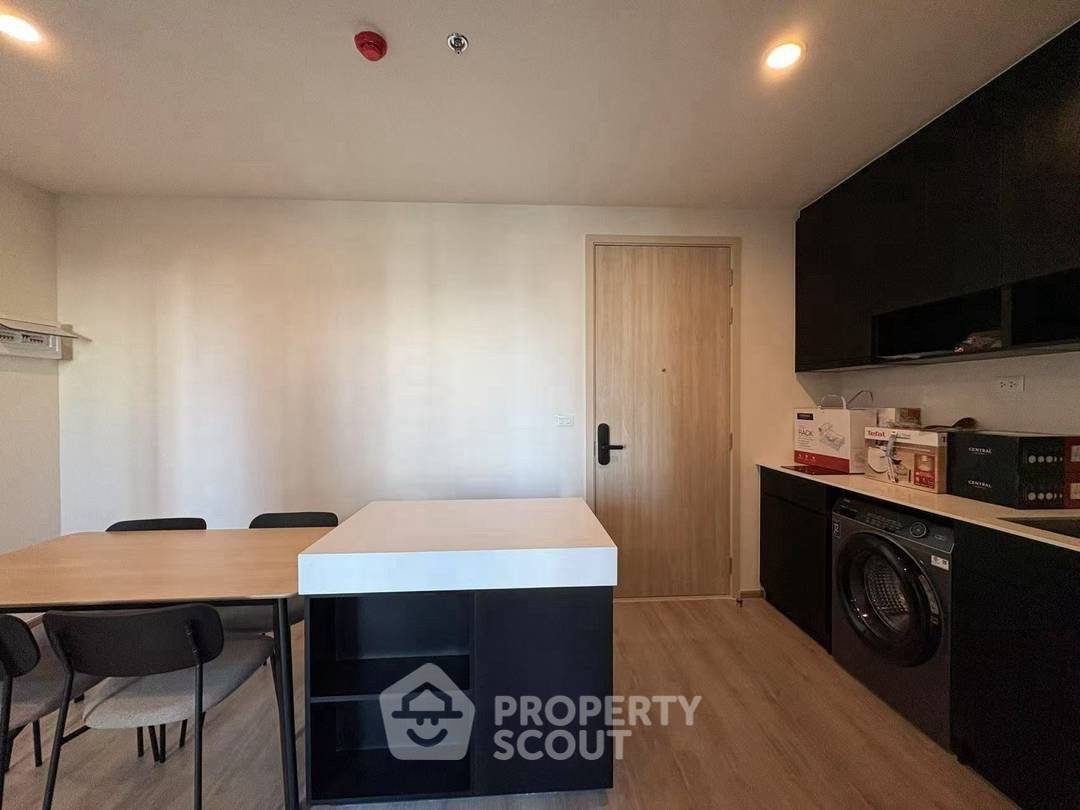 picture 2-BR Condo at Nue District R9 near MRT Phra Ram 9 (ID 2802181) - 4/8