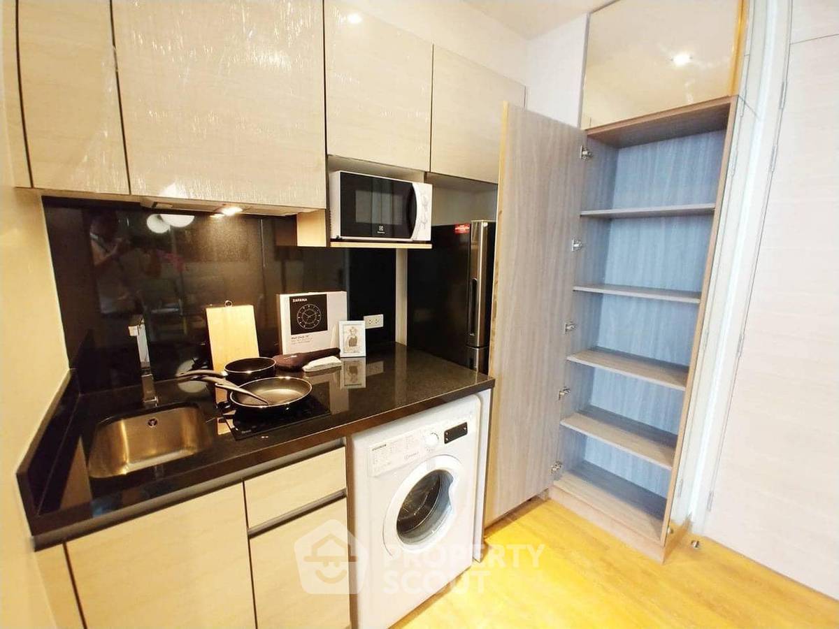picture Studio Condo at Park Origin Phrom Phong near BTS Phrom Phong (ID 1746939) - 2/10