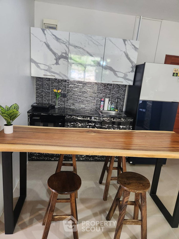 รูป คอนโด 1-ห้องนอน ที่ บ้านกลางกรุงรีสอร์ท ใกล้ MRT ห้วยขวาง (ID 1501108) - รูปที่ 2/8