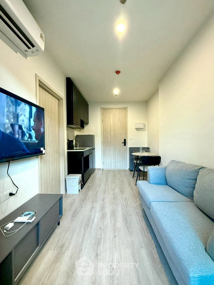 picture 1-BR Condo at Nue District R9 near MRT Phra Ram 9 (ID 2569370) - 6/15