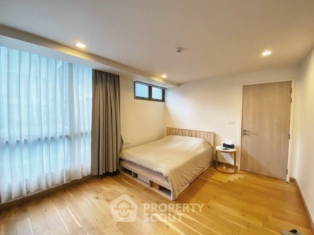 รูป คอนโด 1-ห้องนอน ที่ ดาวน์ทาวน์ 49 สุขุมวิท ใกล้ BTS พร้อมพงษ์ (ID 1527357) - รูปที่ 9/17