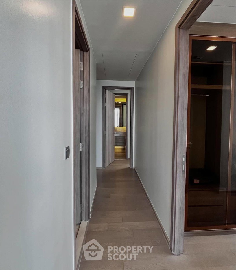 picture 2-BR Condo at Celes Asoke near MRT Sukhumvit (ID 2719977) - 3/6