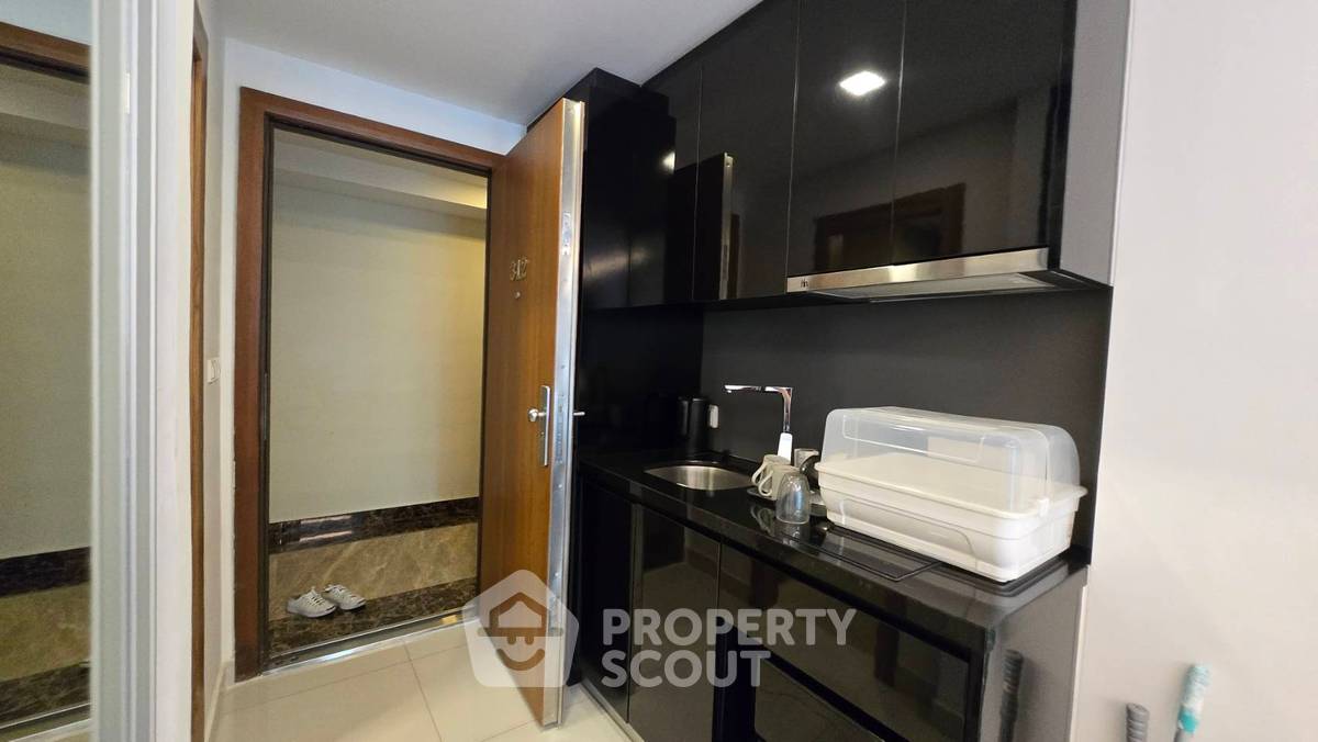 รูป คอนโด 1 ห้องนอน ขาย Club Royal Condominiums ใกล้ Sanctuary Of Truth (ID 2099076) - รูปที่ 11/15