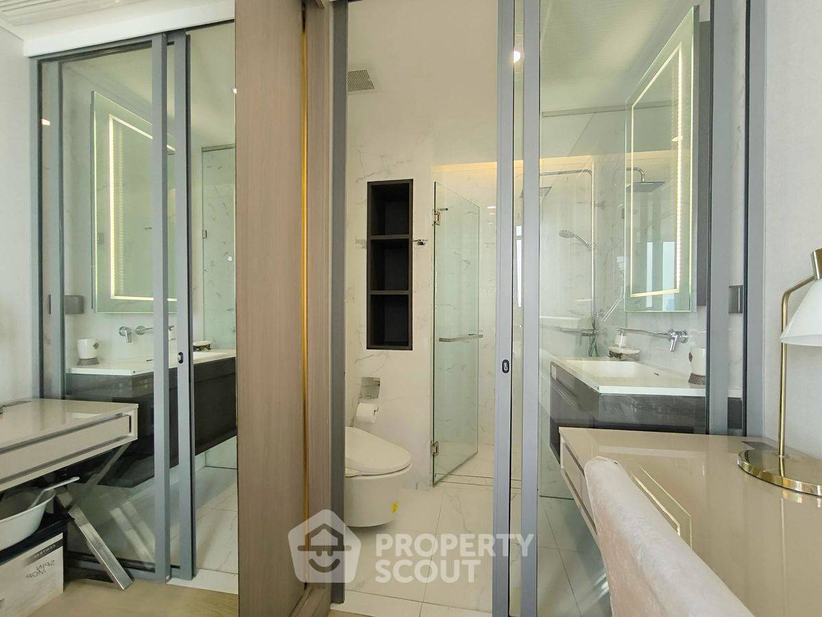 รูป คอนโด 1-ห้องนอน ที่ ไซมิส เอ๊กซ์คลูซีพ ควีนส์ ใกล้ MRT ศูนย์การประชุมแห่งชาติสิริกิติ์ (ID 2071559) - รูปที่ 7/9