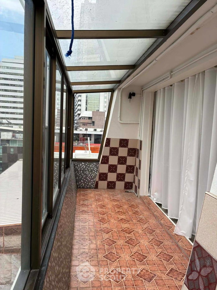 picture 2-BR Condo at Diamond Tower Condominium near BTS Chong Nonsi (ID 2956748) - 12/12